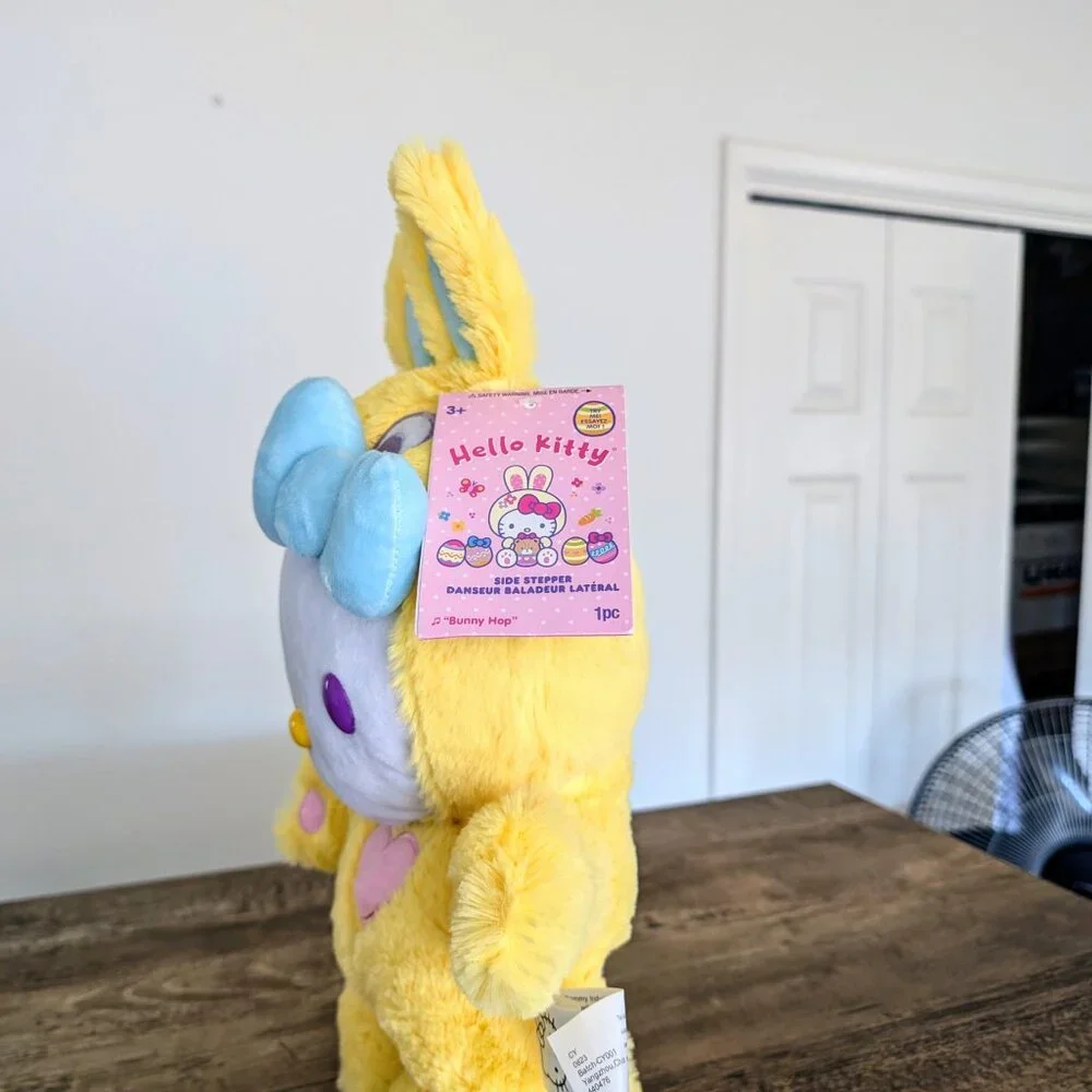 💛Sanrio Hello Kitty Easter Bunny Animated/Musical Side Stepper Plush 🎵 - Picture 7 of 10